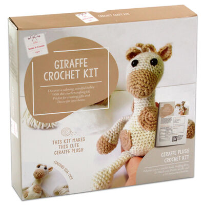 Giraffe Crochet Kit image number 1