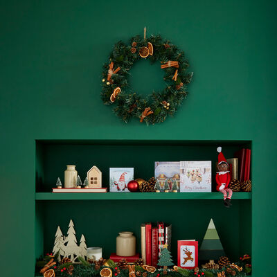 Christmas Artificial Pine Wreath image number 3