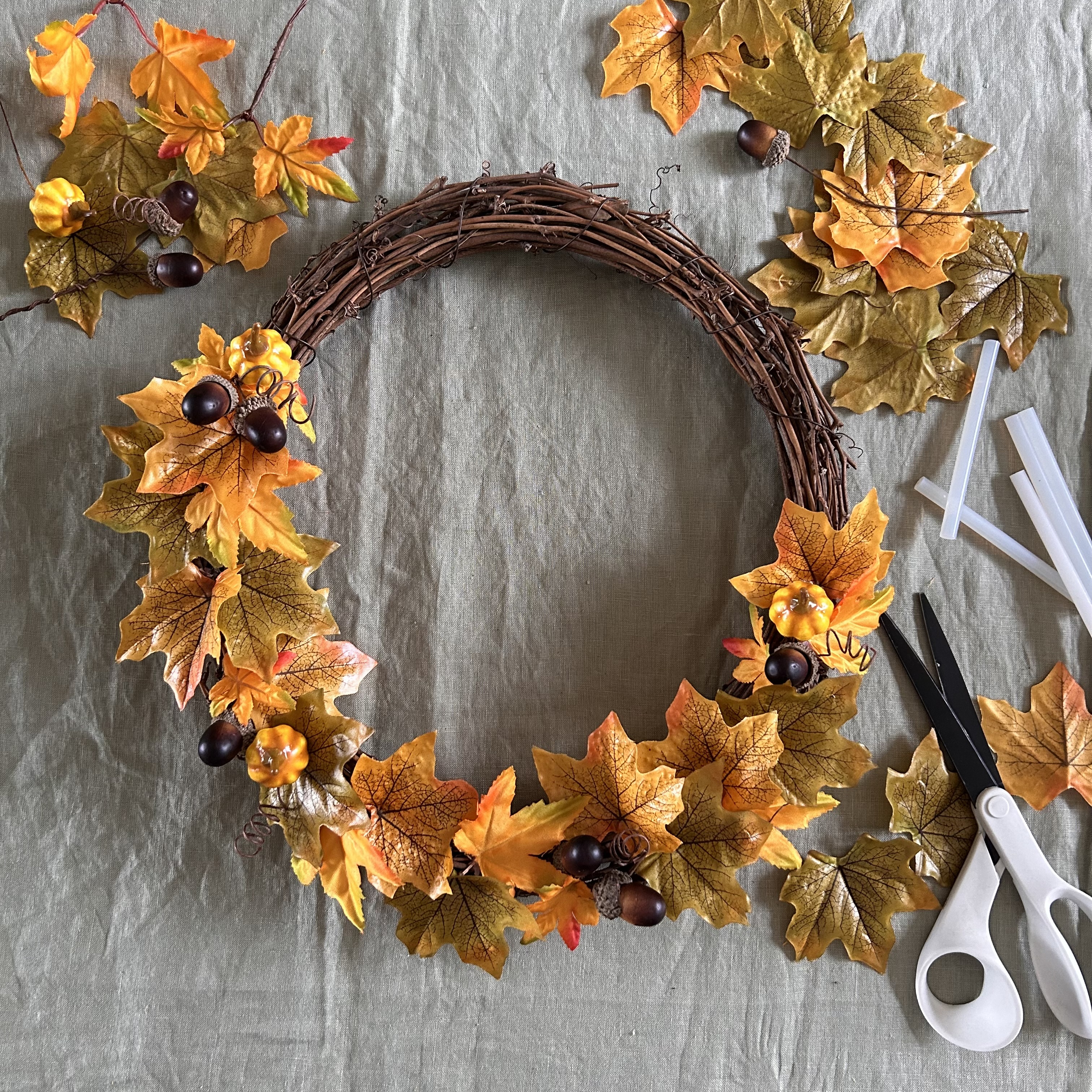 Autumn Wreath Step 4