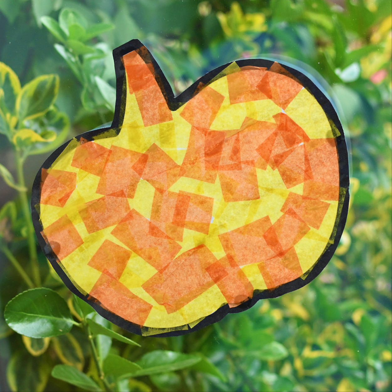 pumpkin suncatcher craft